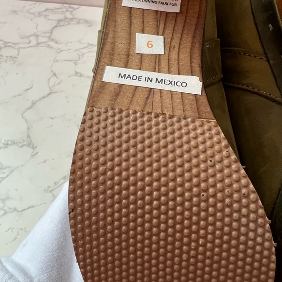 Five worlds Cordani Zyla Heeled Shearling boot size 6 - Picture 5 of 5